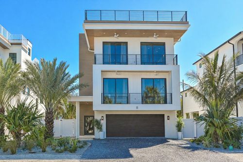 111 Palmetto Ave, ANNA MARIA, FL, 34216 | Card Image