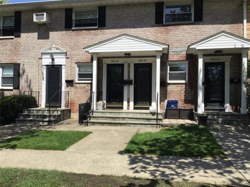 fl-2nd-268 83rd Ave, New Hyde Park, NY, 11040-1816 | Card Image