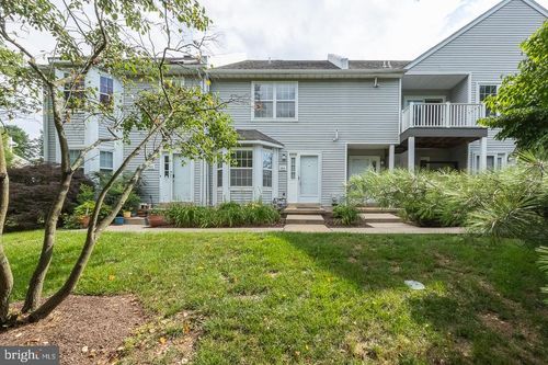 2-364 Huntington Ct, WEST CHESTER, PA, 19380-1781 | Card Image