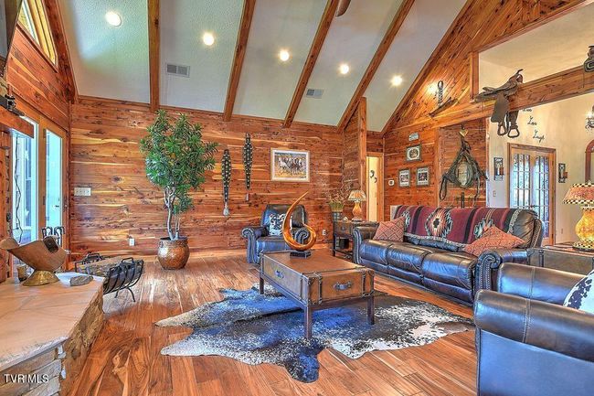 251 Fee Trl, House other with 6 bedrooms, 6 bathrooms and null parking in Ewing VA | Image 16