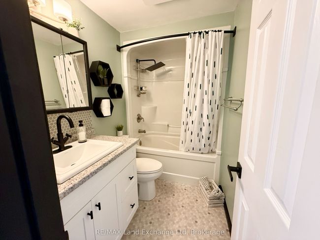 152 Bennett St E, House attached with 2 bedrooms, 2 bathrooms and 2 parking in Goderich ON | Image 21