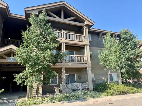804-612 River View Dr, New Castle, CO, 81647-8472 | Card Image