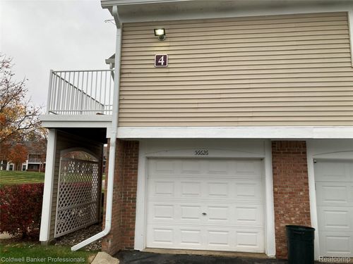 56626 Chesapeake Trl, Shelby Twp, MI, 48316-5036 | Card Image