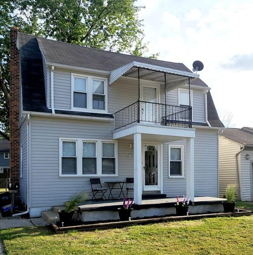 unit-2-22626 Stephens St, Saint Clair Shores, MI, 48080-1482 | Card Image