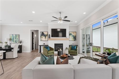 542 Otwell Ave, Cumming, GA, 30040-3164 | Card Image
