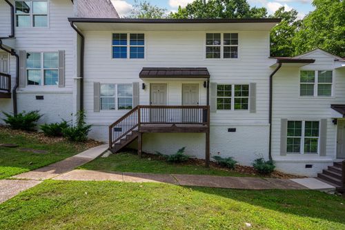 400 Gallery Ln, Hixson, TN, 37343-3867 | Card Image