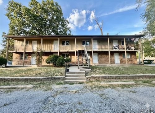 4-201 N Market St, New Athens, IL, 62264-1214 | Card Image