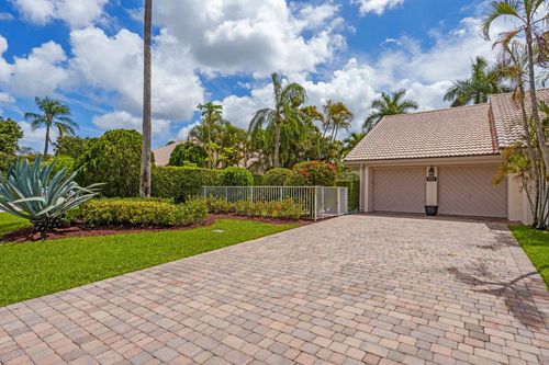 9722 Erica Ct, Boca Raton, FL, 33496-1941 | Card Image