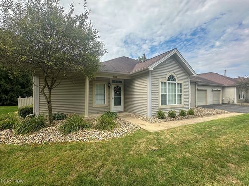20 Woodland Chase Blvd, Niles, OH, 44446-5351 | Card Image