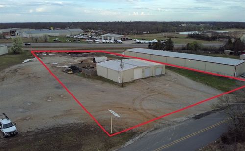 839 Old Wire Rd, Springdale, AR, 72764-1805 | Card Image