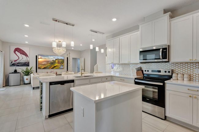 5280 2 Nd Mnr, House other with 5 bedrooms, 4 bathrooms and null parking in Vero Beach FL | Image 11