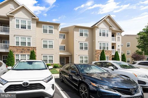 unit-102-1503 Moore St, BRISTOL, PA, 19007-1883 | Card Image