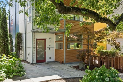 3161 S Oregon St, Seattle, WA, 98108-1632 | Card Image