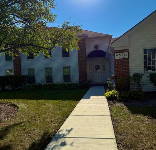 apt-h-5S565 Paxton Dr, Naperville, IL, 60563-9014 | Card Image