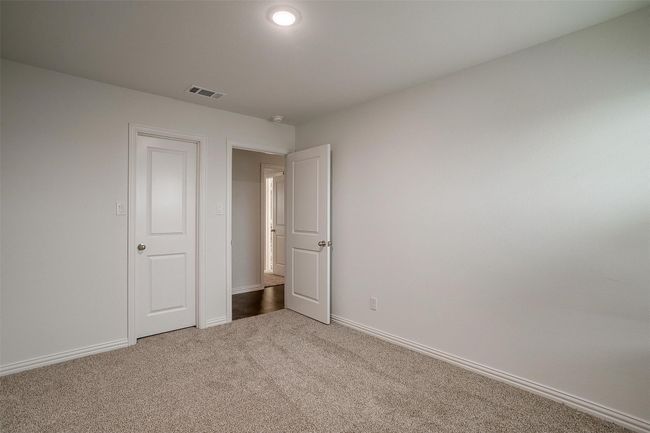 5716 High Plains Trl, House other with 5 bedrooms, 3 bathrooms and null parking in Joshua TX | Image 29