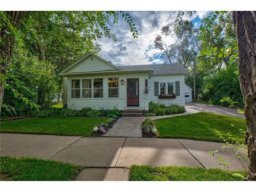 1116 8th St, HUDSON, WI, 54016-1305 | Card Image