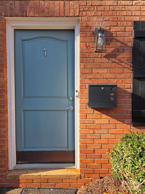 638 Chipley Ave, Charlotte, NC, 28205-7057 | Card Image