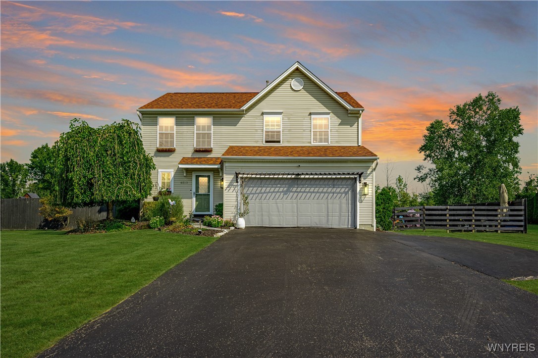 Harvest Ridge Way, Lockport, NY 14094