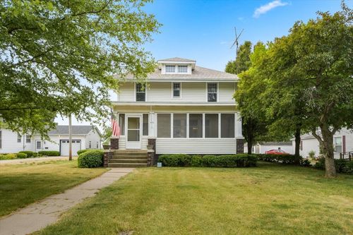 490 E Main St, Wellington, IL, 60973 | Card Image