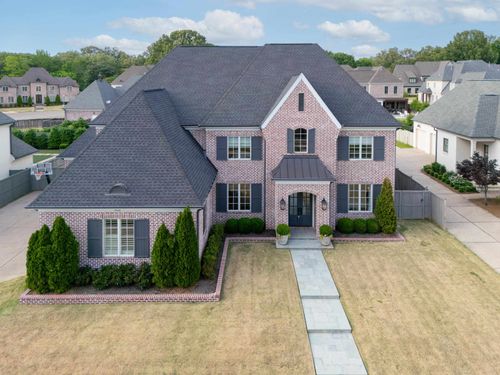 9016 Winston Woods Cir S, Germantown, TN, 38139-1501 | Card Image