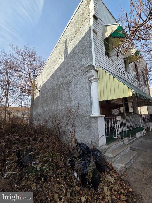 872 N 46th St, PHILADELPHIA, PA, 19139-1921 | Card Image