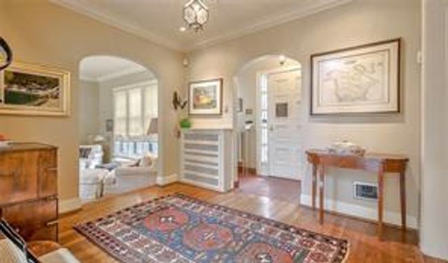 2722 Montcalm Cres Sw, House detached with 4 bedrooms, 2 bathrooms and 3 parking in Calgary AB | Image 19