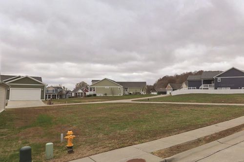 2960 Pine Hill Spur, Cape Girardeau, MO, 63701-9673 | Card Image