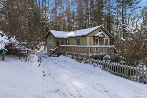 265 Oakland Valley Rd, Cuddebackville, NY, 12729-5151 | Card Image