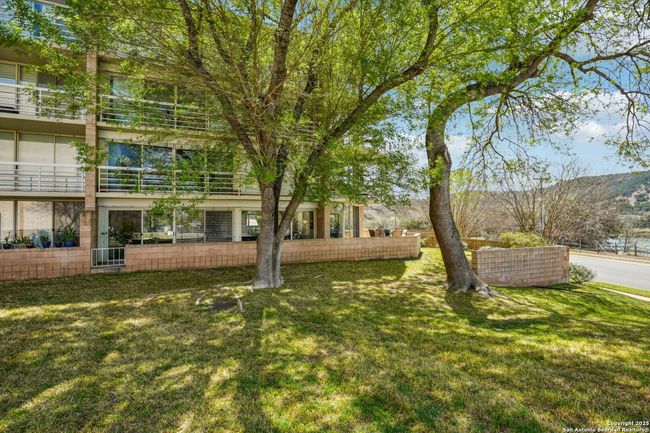 APT-1D - 1000 Guadalupe St, Condo with 2 bedrooms, 2 bathrooms and null parking in Kerrville TX | Image 33
