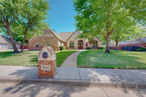 3925 Westway Ter, Fort Worth, TX, 76179-2512 | Card Image