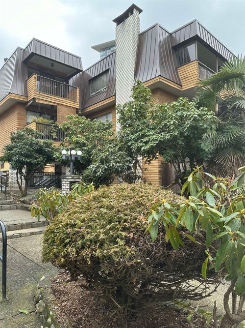 206-2299 E 30th Avenue, Vancouver, BC, V5N5N1 | Card Image