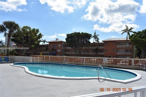 14-11840 Ne 19th Dr, North Miami, FL, 33181-2853 | Card Image