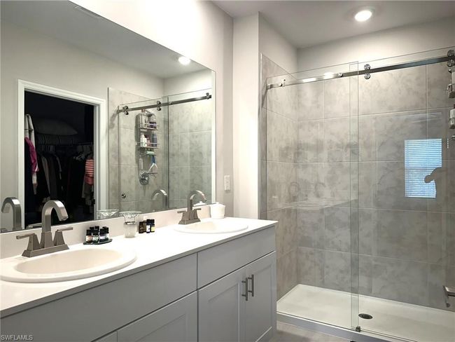 20679 Plumwood Loop, Condo with 2 bedrooms, 2 bathrooms and null parking in NORTH FORT MYERS FL | Image 12