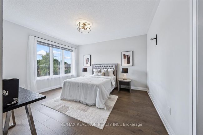 92 Klees Cres, House other with 4 bedrooms, 4 bathrooms and 2 parking in Aurora ON | Image 37