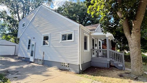 19721 Hasse St, Detroit, MI, 48234-2155 | Card Image