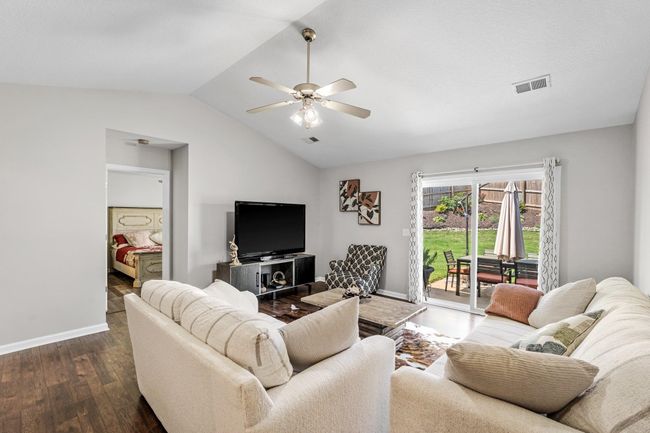 308 Juniper Leaf Way, House other with 3 bedrooms, 2 bathrooms and null parking in Greer SC | Image 5