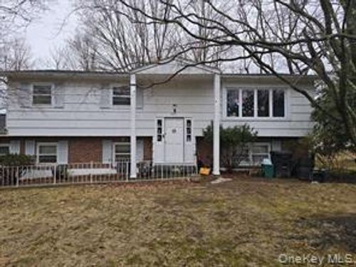 1015 Chestnut Ridge Rd, Spring Valley, NY, 10977-6619 | Card Image