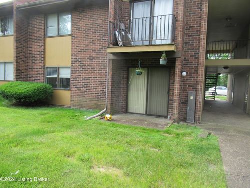 154-7070 Wildwood Cir, Louisville, KY, 40291 | Card Image