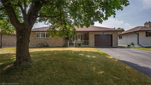 210 Marshall Ave, Delhi, ON, N4B1M2 | Card Image