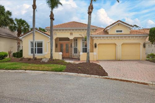 17 Atlantic Pl, Palm Coast, FL, 32137-3395 | Card Image