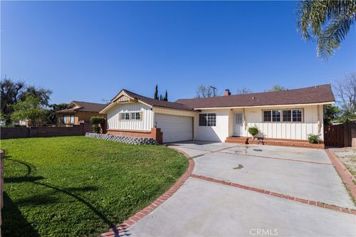 7701 Orion Avenue, Van Nuys, CA, 91406 | Card Image