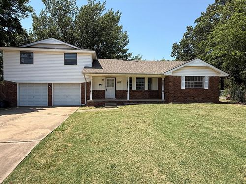 2008 Lyndon Cir, The Village, OK, 73120-4201 | Card Image