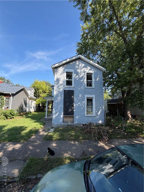 29 Vine St, Dayton, OH, 45409-2928 | Card Image