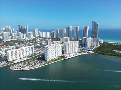 1719-500 Bayview Dr, Sunny Isles Beach, FL, 33160-4779 | Card Image