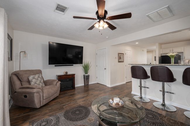 1857 Shaylin Loop, Townhouse with 2 bedrooms, 3 bathrooms and 2 parking in Antioch TN | Image 6