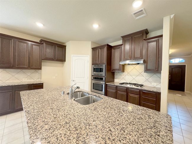 4822 Clamdigger Way, House other with 4 bedrooms, 3 bathrooms and null parking in Garland TX | Image 7