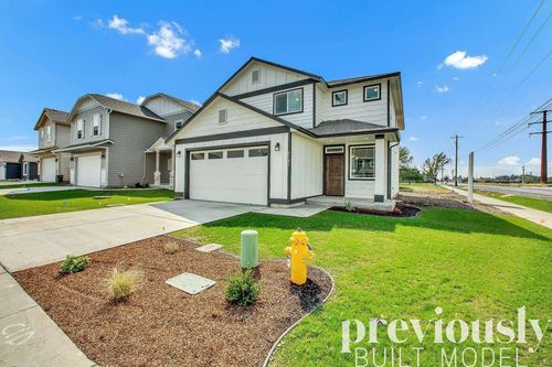 18313 E Michielli Ave, Spokane Valley, WA, 99016 | Card Image