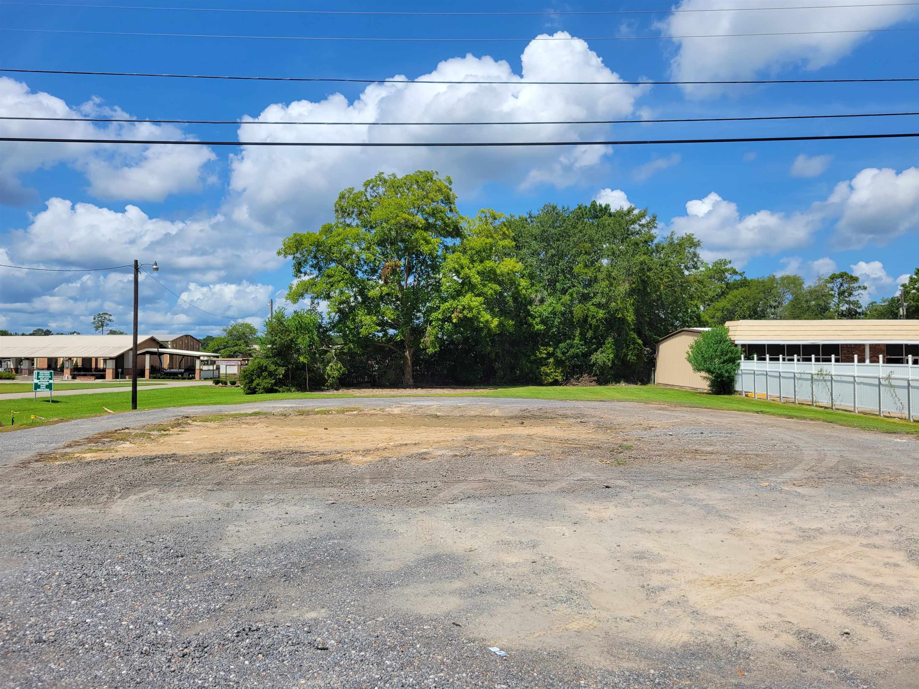 1392 Highway 96 S, Lumberton, TX 77657