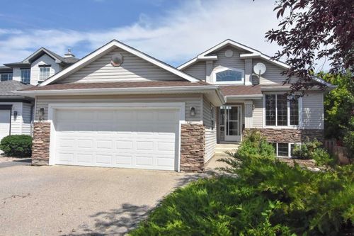 62 Parklane Drive, Strathmore, AB, T1P1R2 | Card Image