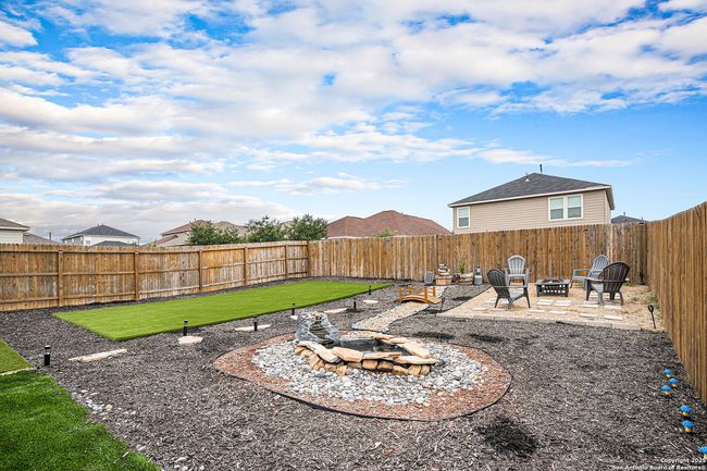 7129 Pisces Way, House other with 3 bedrooms, 3 bathrooms and null parking in Converse TX | Image 37